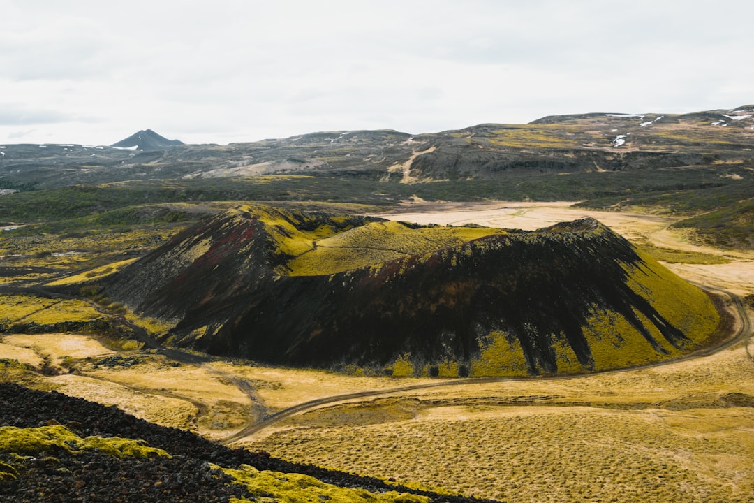 Closing process for cash sales of Hawaiian land